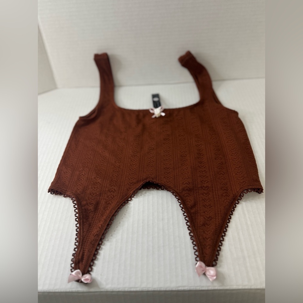 Anthropologie  top Sz fits Small and Medium NWOT